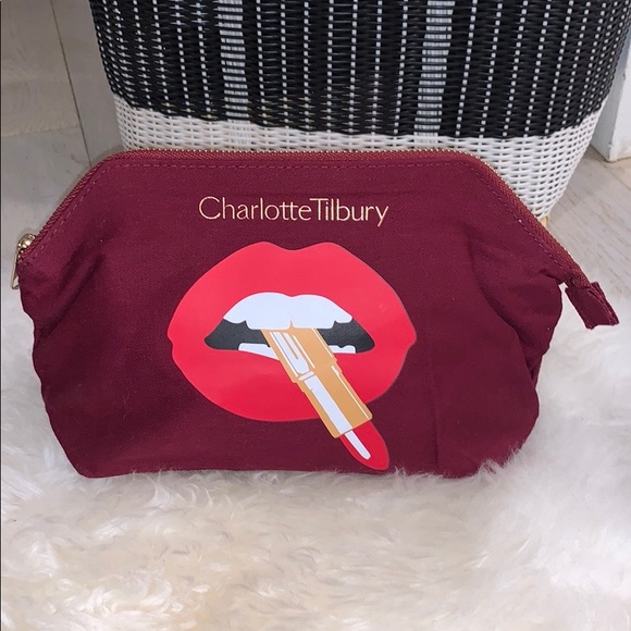 📌Charlotte Tilbury's “Give A Woman...Makeup Bag - Picture 1 of 3